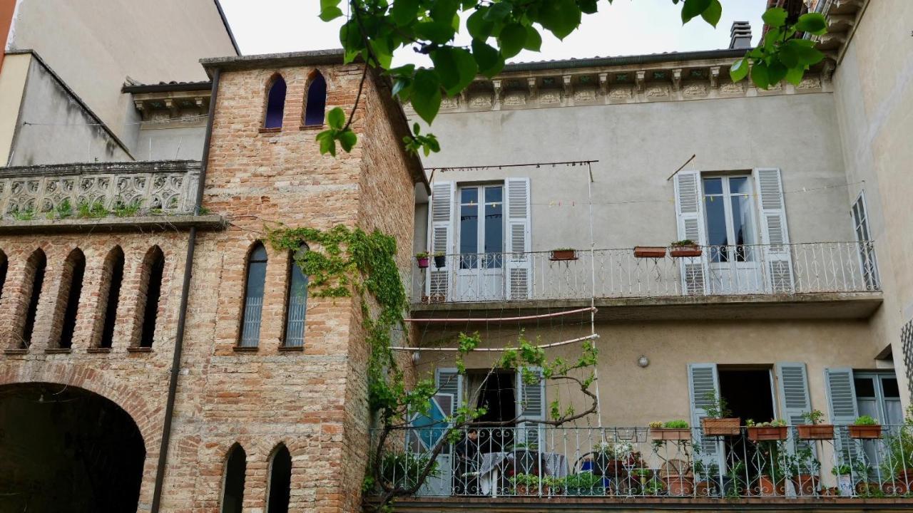 La Casa Di Giulia: Una Pausa In Collina Fubine ภายนอก รูปภาพ